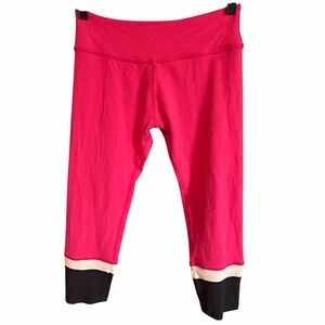 Kate Spade x Beyond Yoga Size M Hot Pink Colorblock Capri See Measurements